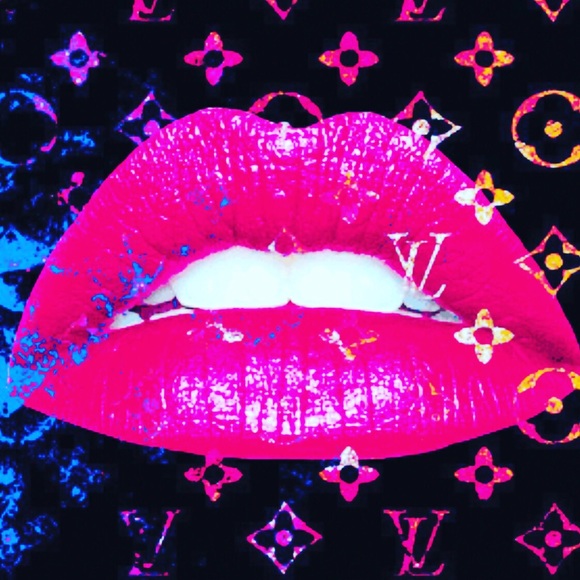 Meet your Posher, Cynthia - Picture 1 of 1